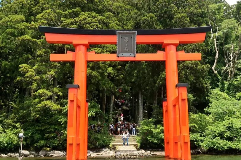 箱根神社なんの神様を祀ってる？ご利益やパワースポットの詳細情報