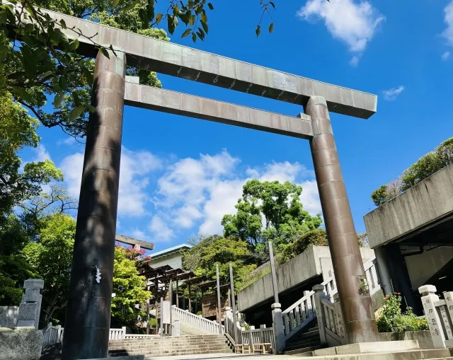 伊勢山皇大神宮のご利益とパワースポットの魅力を紹介