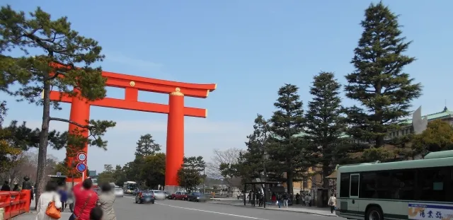 平安神宮は誰が建てた？ 建てられた理由は？