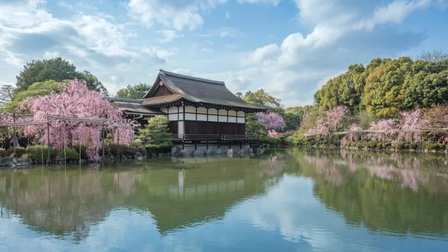 平安神宮のパワースポットは？