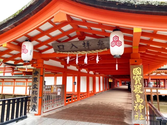 厳島神社はなんの神様を祀っている？ご利益とスピリチュアルな魅力